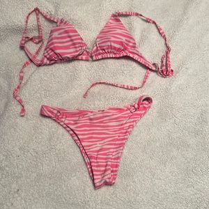 Super cute thong bottomed swimsuit size small!